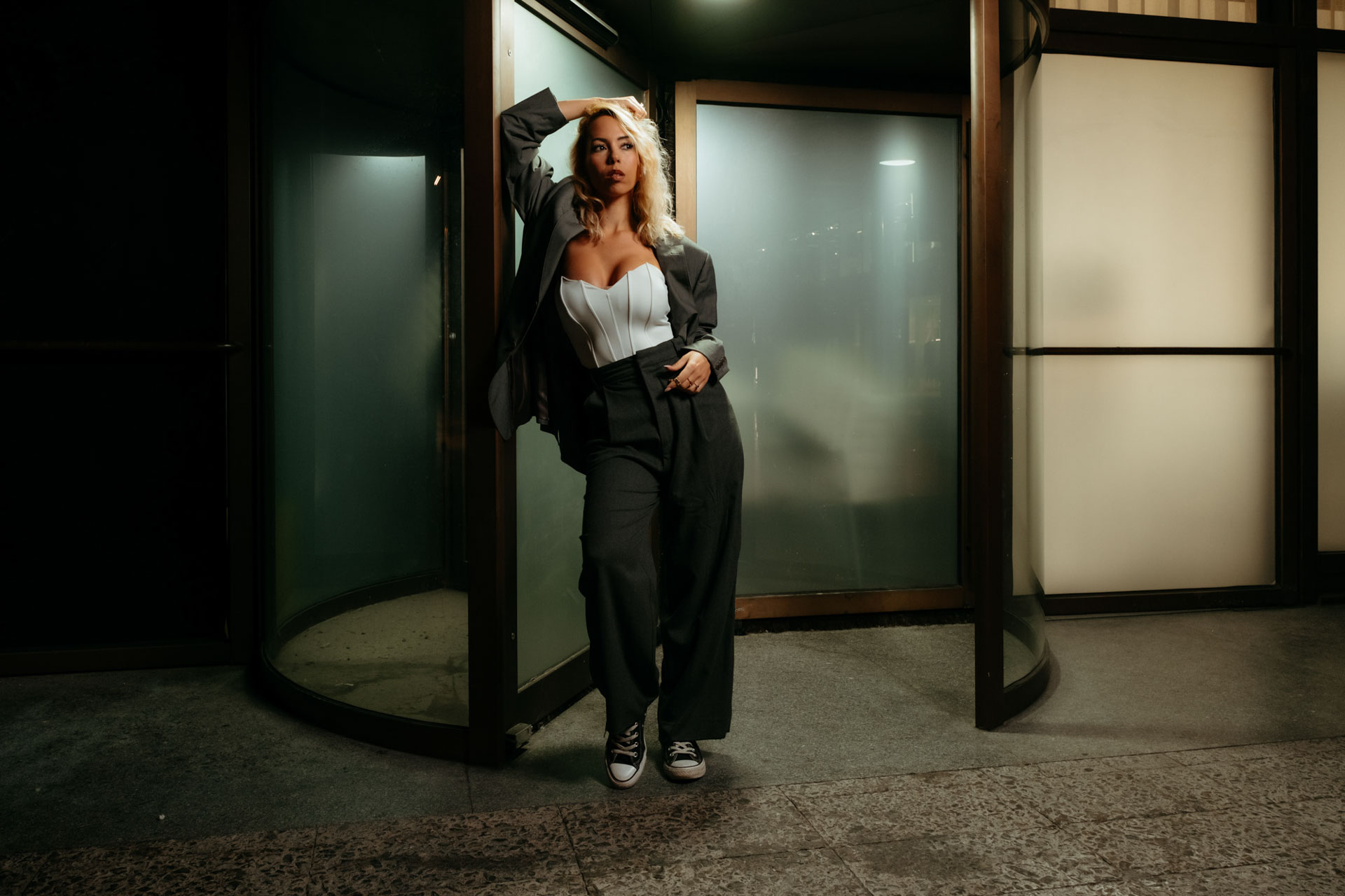 Curso de Flash de Mano con Daniel Merino - Lens Escuela Curso de Flash de Mano con Daniel Merino - Lens Escuela