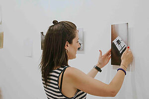 Montaje Exposición 'El tiempo que somos'-28