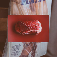 Carne de perro - ©Marta González Marte Carne de Perro de Marta González, proyecto sobre pornificación