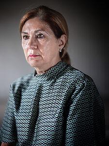 Lua Fischer en Pa-ta-ta Festival 2025 presentando su ensayo fotográfico Huellas - Lens Escuela