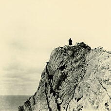 Lejos de la tierra - ©Irene Zottola