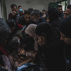 Masterclass online gratuita "Del Breaking news al periodismo documental" con ©Samuel Nacar - Lens Escuela Masterclass online gratuita "Del Breaking news al periodismo documental" con ©Samuel Nacar - Lens Escuela