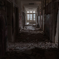 Geometría del Abandono - ©Raúl Fernández Fraile Geometría del Abandono - ©Raúl Fernández Fraile